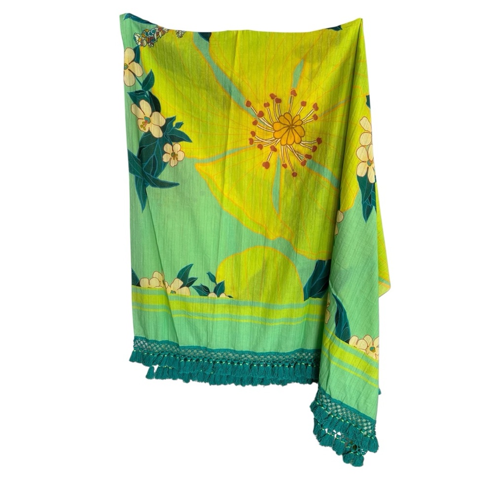 Farm Rio Vibrant Floral Pietra Sarong